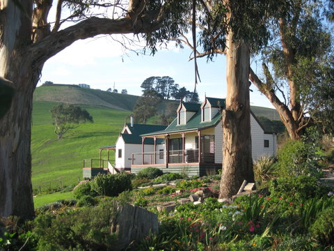 Loves Lane Cottages - Lismore Accommodation 0