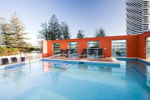 Mantra Broadbeach On The Park - Lismore Accommodation 1