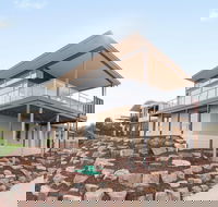 Neighbour Avenue - Lismore Accommodation