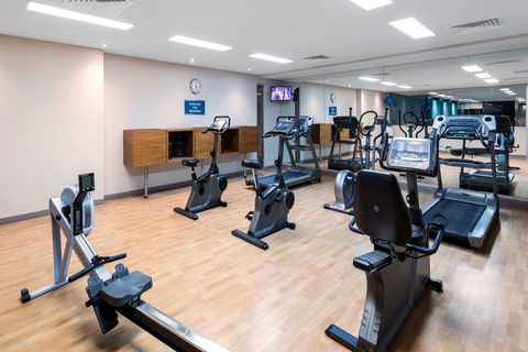 Oaks Glenelg Plaza Pier Suites - Lismore Accommodation 2