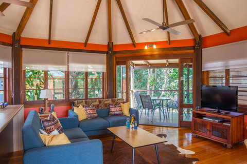 The African Village - By Clouds - Lismore Accommodation 2