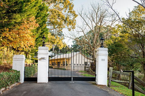 McMillans Of Metung Coastal Resort - Lismore Accommodation 3