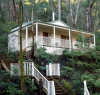 Myers Creek Cascades Luxury Cottages - Lismore Accommodation