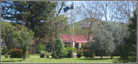 Maybole Cottage - Lismore Accommodation 0
