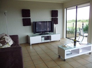 On The Esplanade - Lismore Accommodation 1