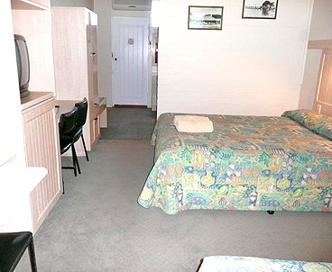 Mallacoota Hotel Motel - Lismore Accommodation 1