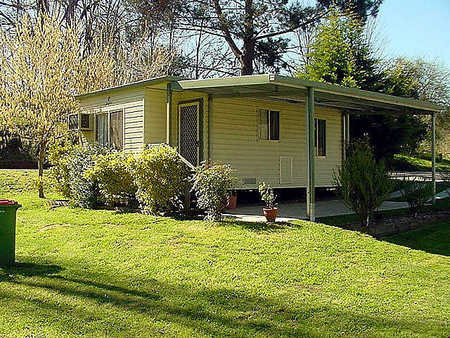 Yackandandah Holiday Park - Lismore Accommodation 2