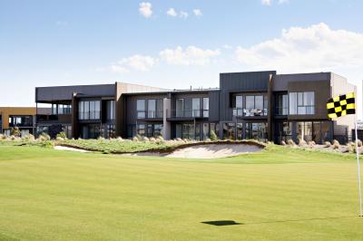 Golf Retreats Torquay - Lismore Accommodation 0