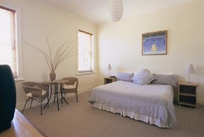 Whitehall Guesthouse Sorrento - Lismore Accommodation 2
