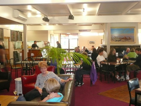 Mallacoota Hotel Motel - Lismore Accommodation 6