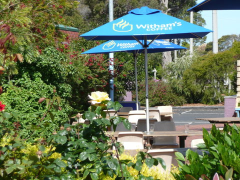Mallacoota Hotel Motel - Lismore Accommodation 7