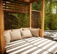 Lake House - Lismore Accommodation