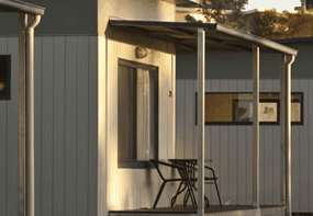 Swansea Beach Chalets - thumb 3