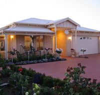 Sussex on Willis Cove Bed and Breakfast - Lismore Accommodation