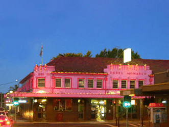 Monarch Motel Hotel - Lismore Accommodation