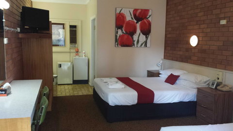 AA Hilldrop Motor Inn - Lismore Accommodation 3