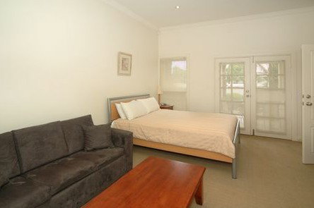 Michelle's Garden Apartments - Lismore Accommodation 5