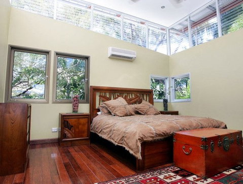 Moonshadow Villas - Lismore Accommodation 0