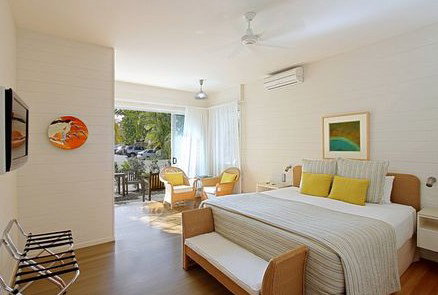 Byron Bathers - Lismore Accommodation 1