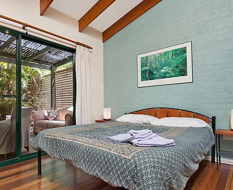 Byron Treetops Studio - Lismore Accommodation 1