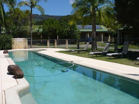 Mooyabil Farm Holidays - Lismore Accommodation 0