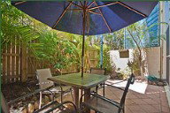 A Byron Experience - Lismore Accommodation 1