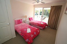 Aaah 2 @ Byron - Lismore Accommodation 4