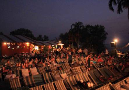 Deckchair Cinema - Lismore Accommodation 4