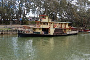 Emmylou Paddle Steamer - Lismore Accommodation 0