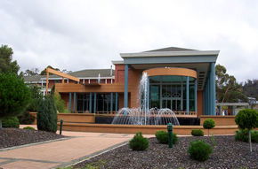 Country Club Tasmania - Lismore Accommodation 3