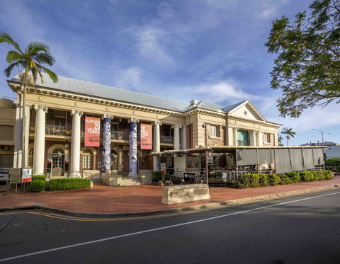 Cairns Regional Gallery - Lismore Accommodation 8