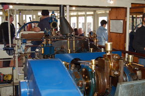 Emmylou Paddle Steamer - Lismore Accommodation 5