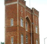 Barracks Archway - Lismore Accommodation