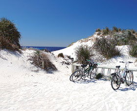 Little Parakeet Bay - Lismore Accommodation 0