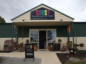 Artel Gallery And Giftware - Lismore Accommodation 0