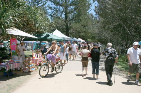 Burleigh Heads Markets - Lismore Accommodation 5