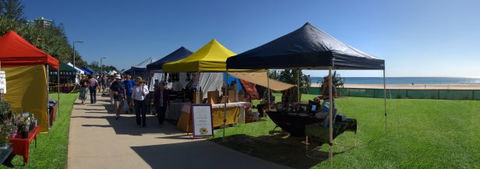Burleigh Heads Markets - Lismore Accommodation 7