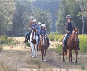 Horse Riding At Oaks Ranch And Country Club - Lismore Accommodation 0