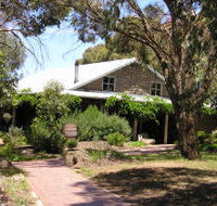 St Anne's Vineyard - Myrniong - Lismore Accommodation