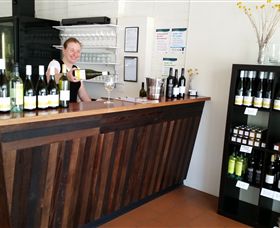 Billy Button Wines - Lismore Accommodation 0