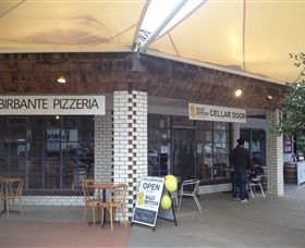 Billy Button Wines - Lismore Accommodation 5