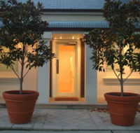 Australian Galleries - Roylston Street - Lismore Accommodation