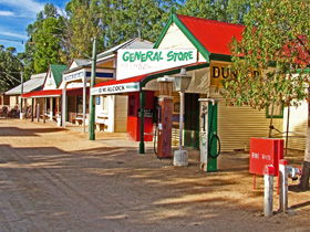 The Village, Historic Loxton - Lismore Accommodation 2