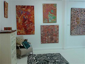 Kiri Kiri Art - Lismore Accommodation 0