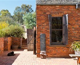 Sally's Paddock At Redbank Winery - Lismore Accommodation 1