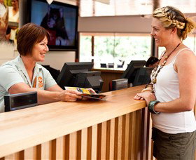 Savannah Visitor Plaza, Taronga Western Plains Zoo Dubbo - Lismore Accommodation 6
