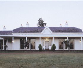 Mooramong - Lismore Accommodation 1