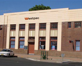Moree Heritage And Art Deco Guided Walk - Lismore Accommodation 2