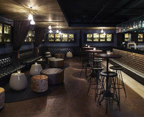 Luckyâ€™s Speakeasy - Lismore Accommodation 1