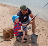 Lake Dyer - Lismore Accommodation